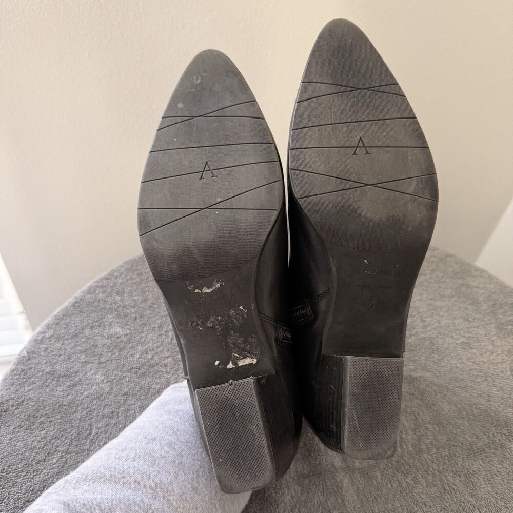 Aquatalia Italian Black Patent Leather Side Zipper Pointed Toe Ankle Boot Size 9 - Picture 7 of 10